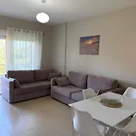 Velipoja Apartment Apartamento