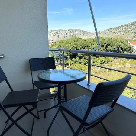 Velipoja Apartment